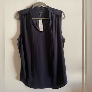 Ann Taylor sleeveless tie neck blouse large navy nwt